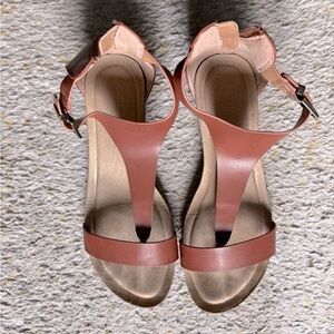 Kenneth Cole Reaction Camel Brown Sandals size 8
